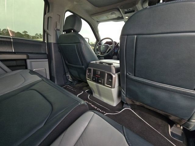 2022 Ford Super Duty F-450 DRW XL