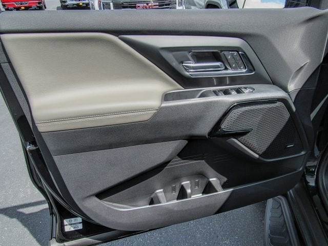 2026 Chevrolet Silverado EV Trail Boss - Max Range