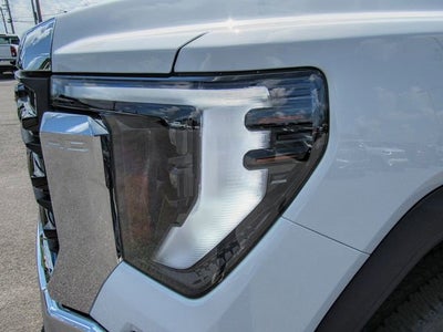 2025 GMC Sierra 2500 HD Pro