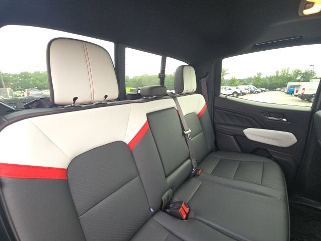 2024 GMC Canyon AT4X