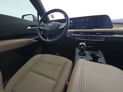 2024 Cadillac XT4 Luxury