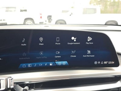 2024 Cadillac LYRIQ Luxury 1