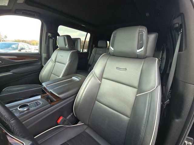 2024 Cadillac Escalade ESV Premium Luxury