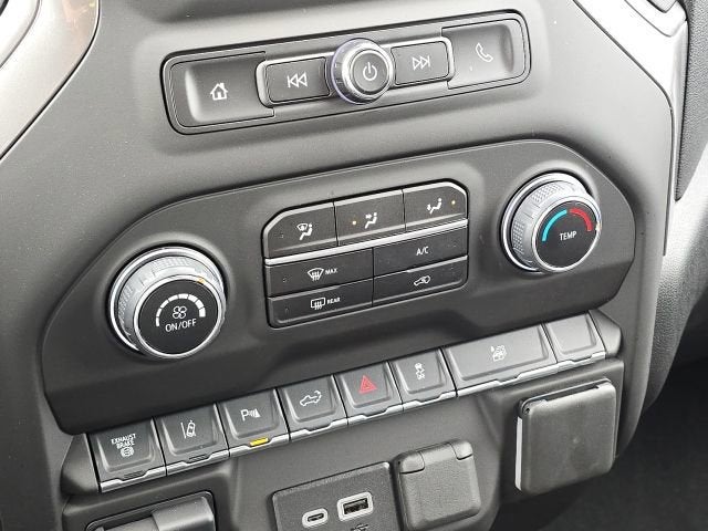 2025 Chevrolet Silverado 2500 HD Custom