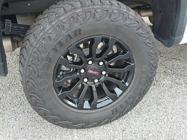 2023 GMC Sierra 1500 AT4X