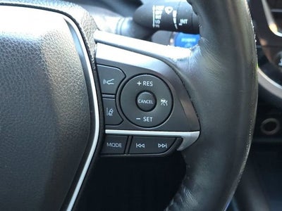 2022 Toyota Camry Hybrid XLE