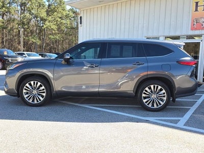 2021 Toyota Highlander Platinum