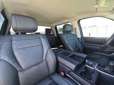 2023 Toyota Tundra 4WD SR5