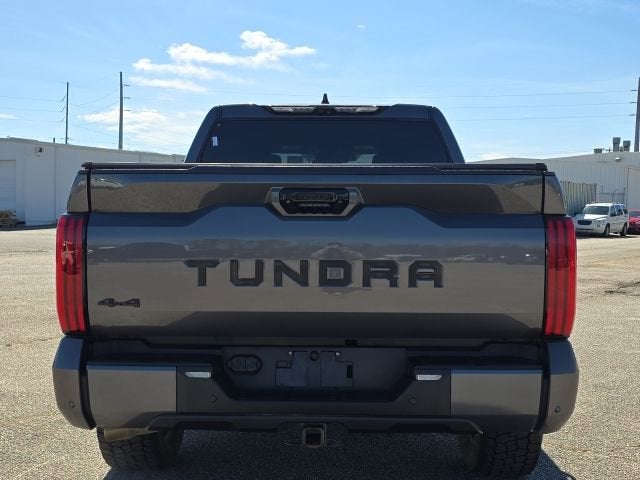 2023 Toyota Tundra 4WD SR5