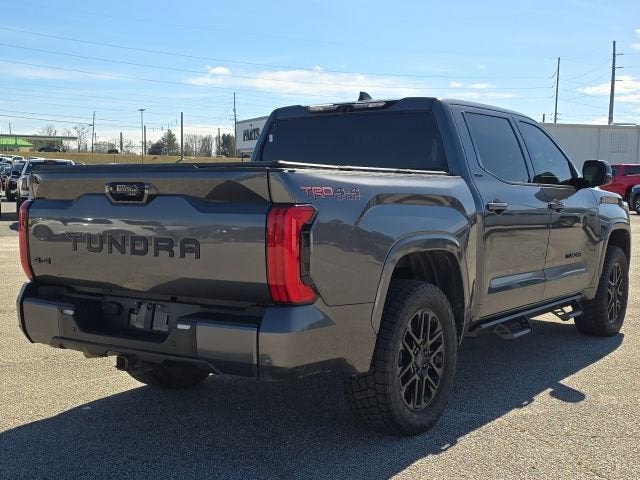 2023 Toyota Tundra 4WD SR5