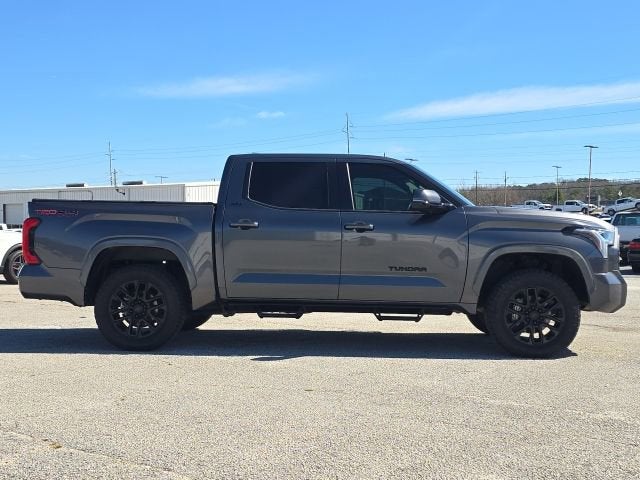2023 Toyota Tundra 4WD SR5