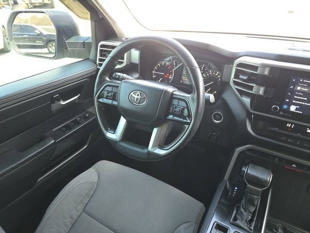 2022 Toyota Tundra 4WD SR5