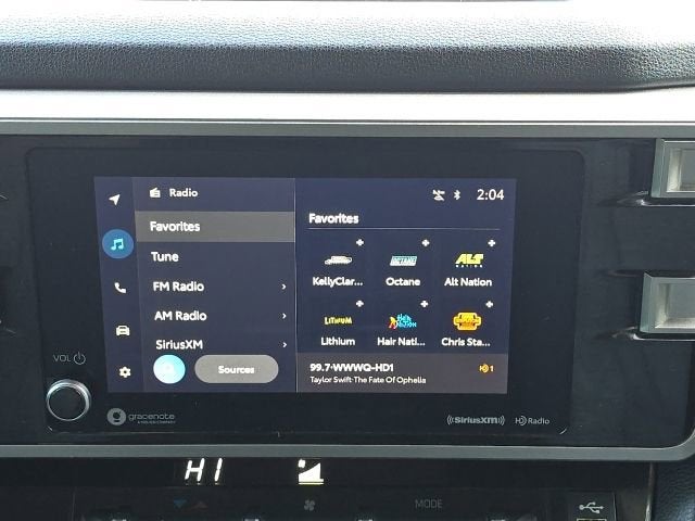 2022 Toyota Tundra 4WD SR5