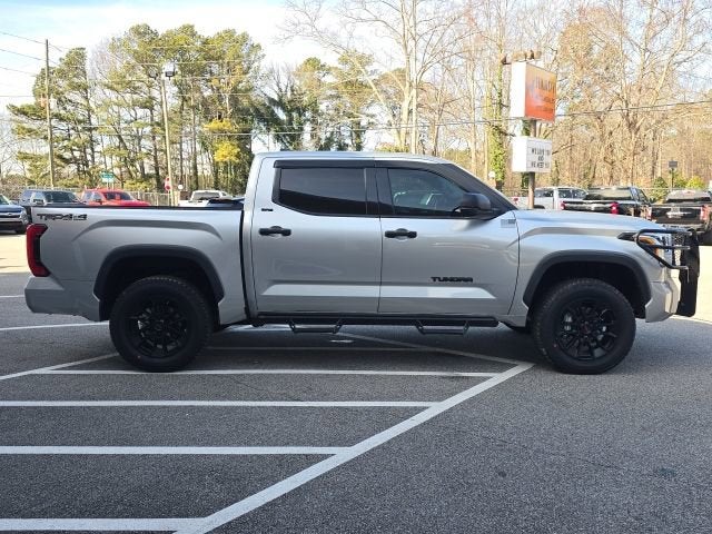 2022 Toyota Tundra 4WD SR5