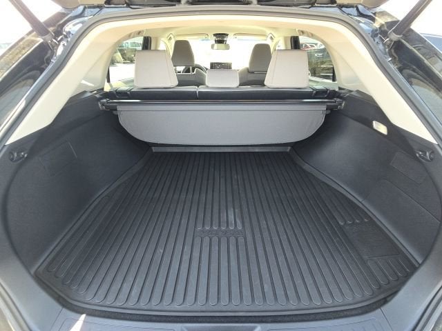 2022 Toyota Venza LE