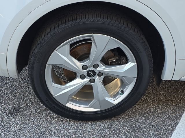 2021 Audi Q5 Premium Plus