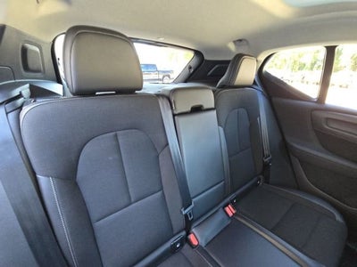 2020 Volvo XC40 Momentum