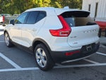 2020 Volvo XC40 Momentum