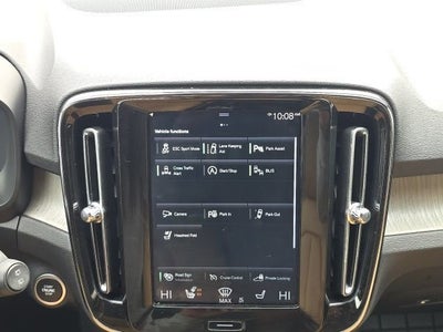 2019 Volvo XC40 Inscription