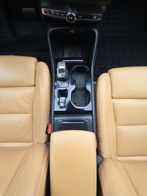 2019 Volvo XC40 Inscription