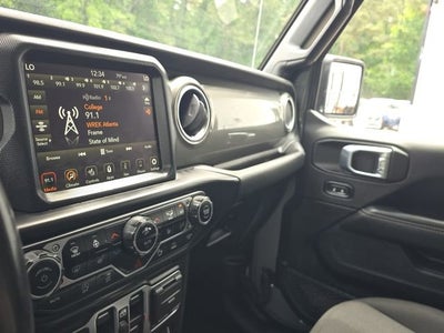 2022 Jeep Wrangler Unlimited Sahara 4x4