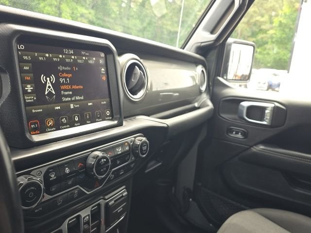 2022 Jeep Wrangler Unlimited Sahara 4x4
