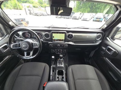 2022 Jeep Wrangler Unlimited Sahara 4x4