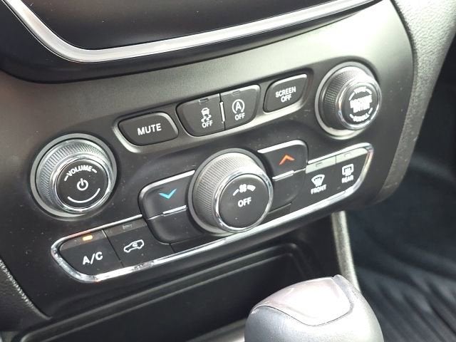 2021 Jeep Cherokee Latitude Plus FWD