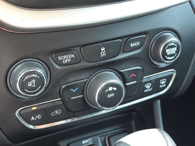 2018 Jeep Cherokee Latitude Plus FWD