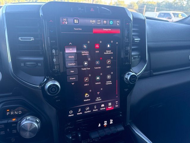 2025 RAM 1500 Laramie Crew Cab 4x4 5'7" Box