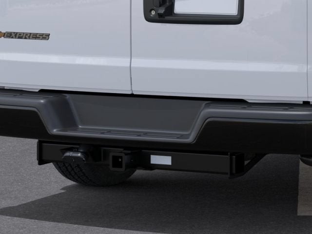 2026 Chevrolet Express Passenger 1LS