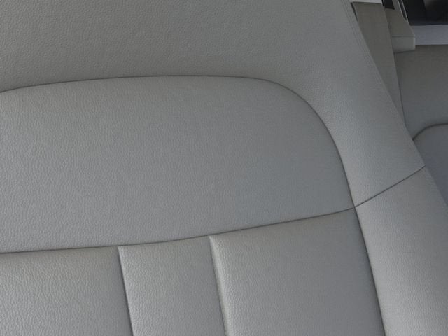 2026 Chevrolet Express Passenger 1LS