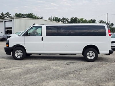 2024 Chevrolet Express Passenger 3500 1LS