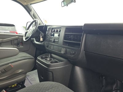 2025 Chevrolet Express Cargo WT