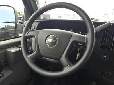 2025 Chevrolet Express Cargo WT