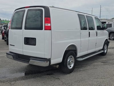 2025 Chevrolet Express Cargo WT