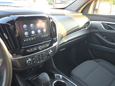 2022 Chevrolet Traverse LT Cloth