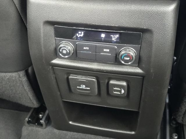 2023 CHEV TRAV NA