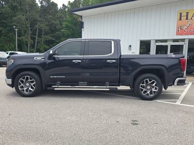 2022 GMC Sierra 1500 SLT