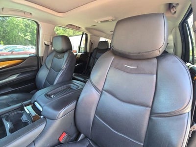 2019 Cadillac Escalade Luxury