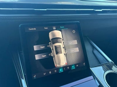 2025 Cadillac Escalade ESV Premium Luxury