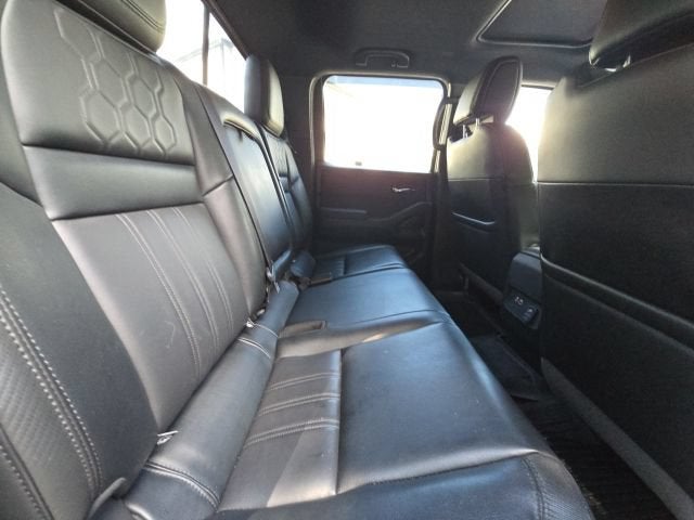 2022 Nissan Frontier Crew Cab PRO-4X 4x4