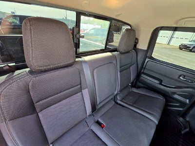 2024 Nissan Frontier SV