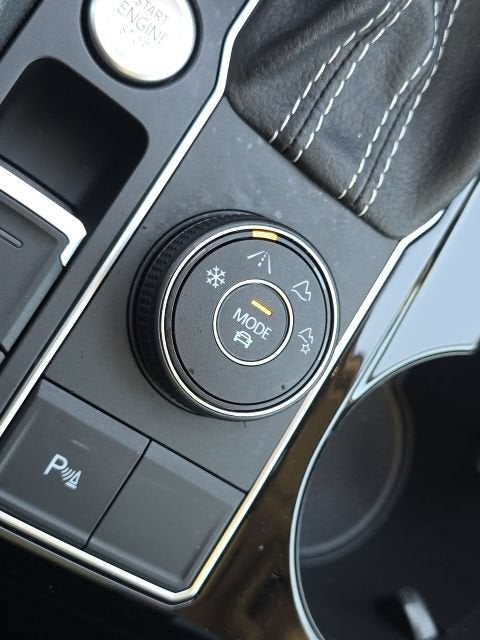 2023 Volkswagen Atlas 2.0T SEL