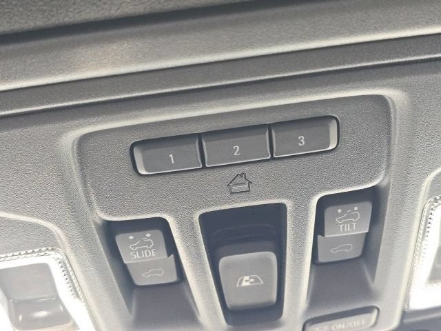 2025 GMC Sierra 1500 AT4X