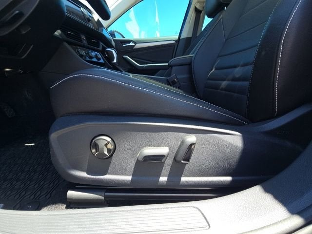 2023 Volkswagen Jetta SE