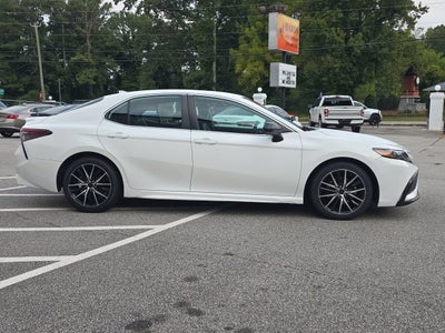 2021 Toyota Camry SE