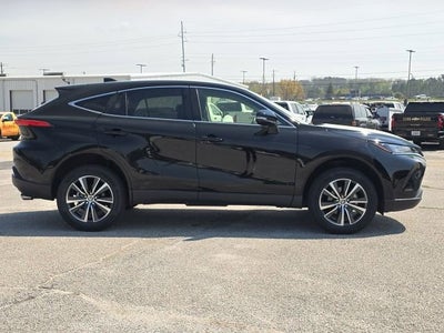2022 Toyota Venza LE