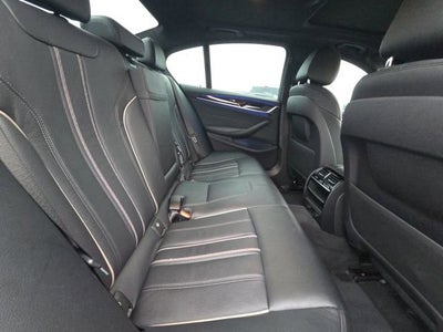 2019 BMW 5 Series 530i