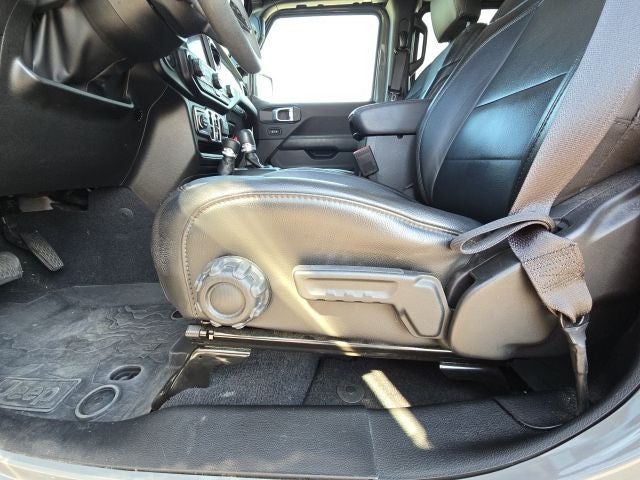 2023 Jeep Wrangler Altitude